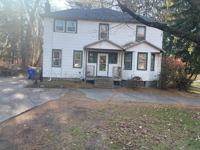 view of front of property