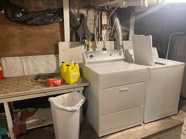 laundry area with washer and clothes dryer