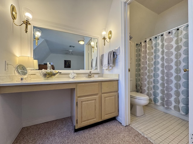 full bathroom with ceiling fan, toilet, vanity, and shower / tub combo with curtain