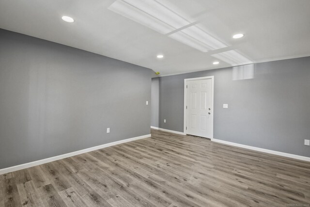 172 Quinnipiac Ave, New Haven, CT 06513 - empty room featuring wood finished floors and recessed lighting