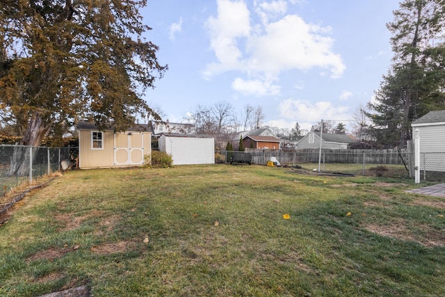 view of yard with a storage shed