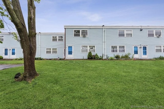 25 Liberty St Unit E, New Haven, CT 06519 - view of front of house featuring a front yard