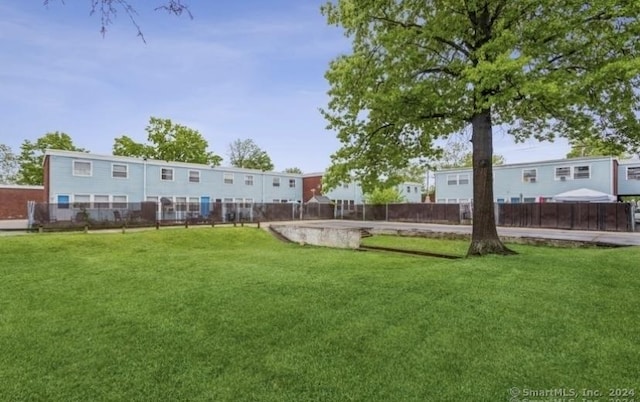 25 Liberty St Unit E, New Haven, CT 06519 - view of yard