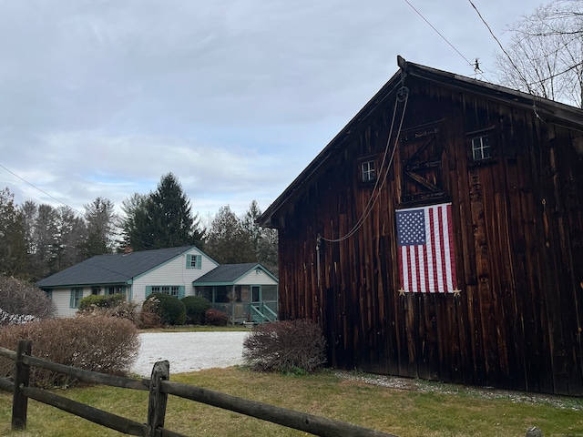 view of home's exterior