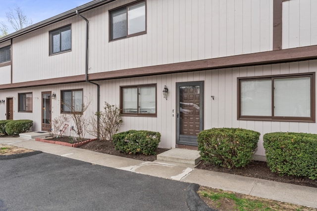 27 Crows Nest Ln Unit 15E, Danbury, CT 06810 - view of townhome / multi-family property