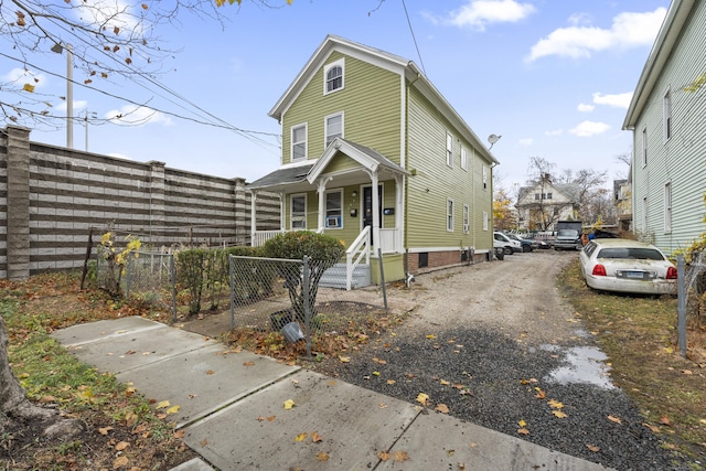 view of front of house