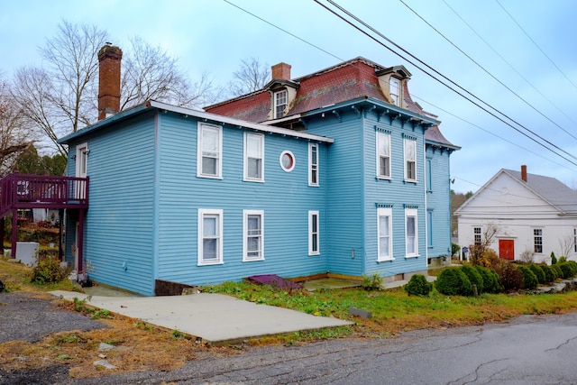 view of side of property