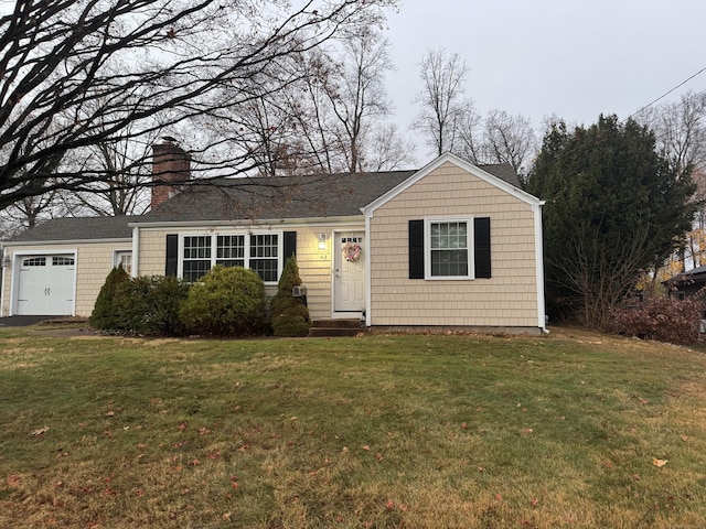 view of front of property with a front yard