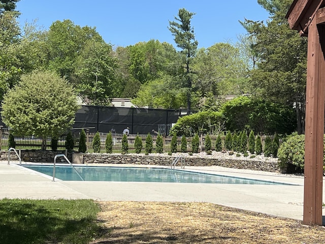 270 Heritage Vlg Unit D, Southbury, CT 06488 - community pool with a patio area
