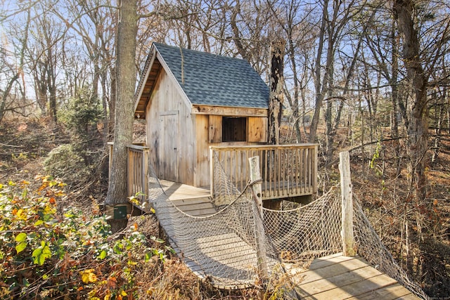 view of outbuilding