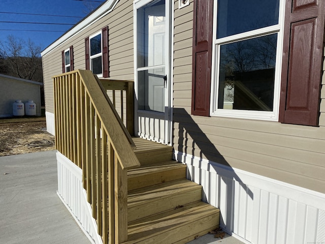 108-16 Clark Rd, Naugatuck, CT 06770 - view of entrance to property