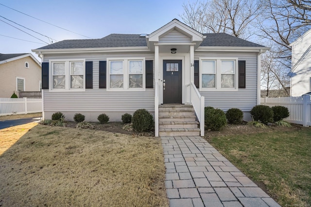 view of front of house with a front yard