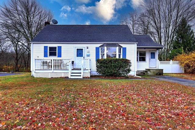 view of front of home with a front yard