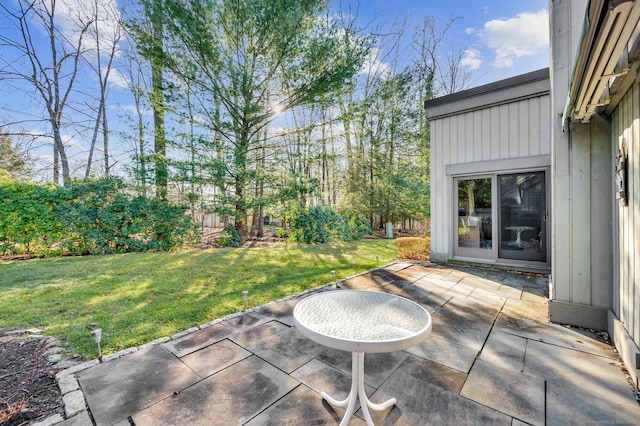 999 Heritage Vlg Unit B, Southbury, CT 06488 - view of patio / terrace