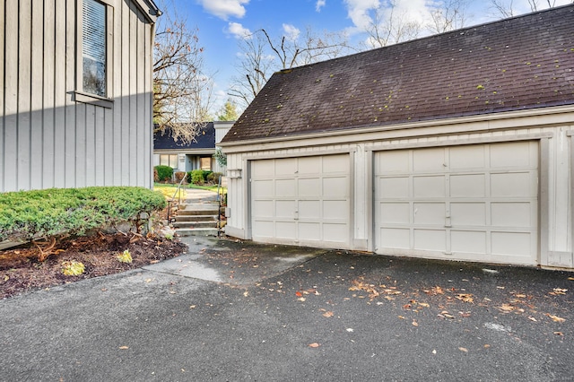 999 Heritage Vlg Unit B, Southbury, CT 06488 - view of detached garage