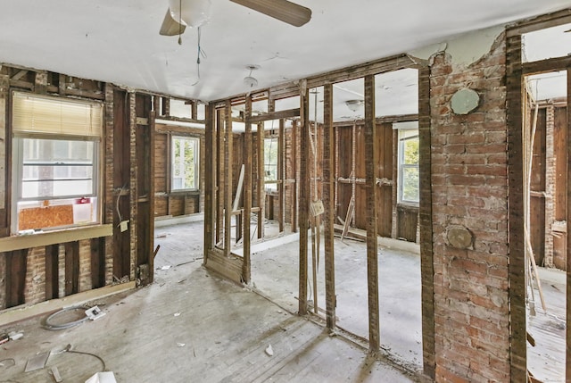 misc room featuring plenty of natural light and ceiling fan