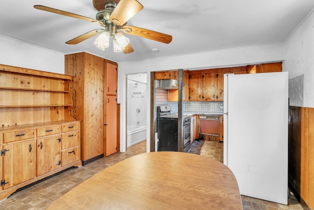 kitchen with decorative backsplash, ceiling fan, electric stove, dishwasher, and white fridge