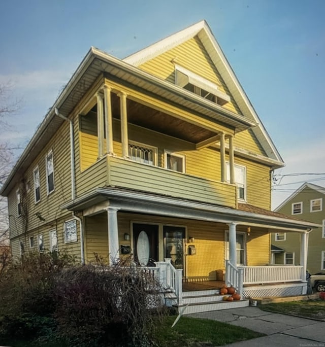 view of front of property with a porch