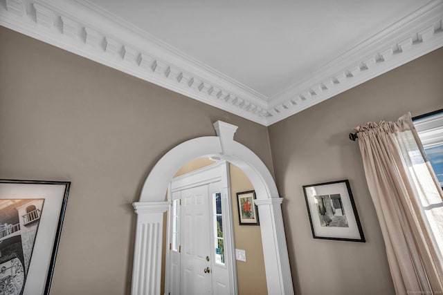 23 Olmstead Rd, East Haddam, CT 06423 - detailed view of crown molding and arched walkways