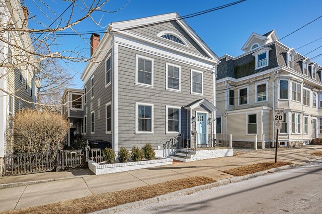 view of front of house