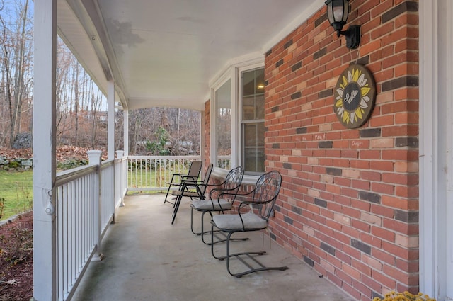 view of patio / terrace with covered porch