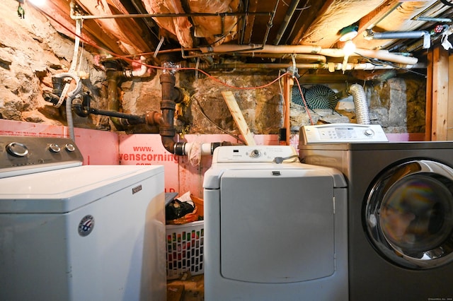 laundry area featuring independent washer and dryer