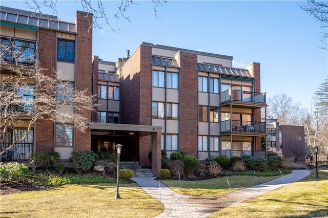 795 Prospect Ave Unit B-5, West Hartford, CT 06105 - view of apartment building / complex