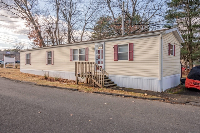 view of manufactured / mobile home