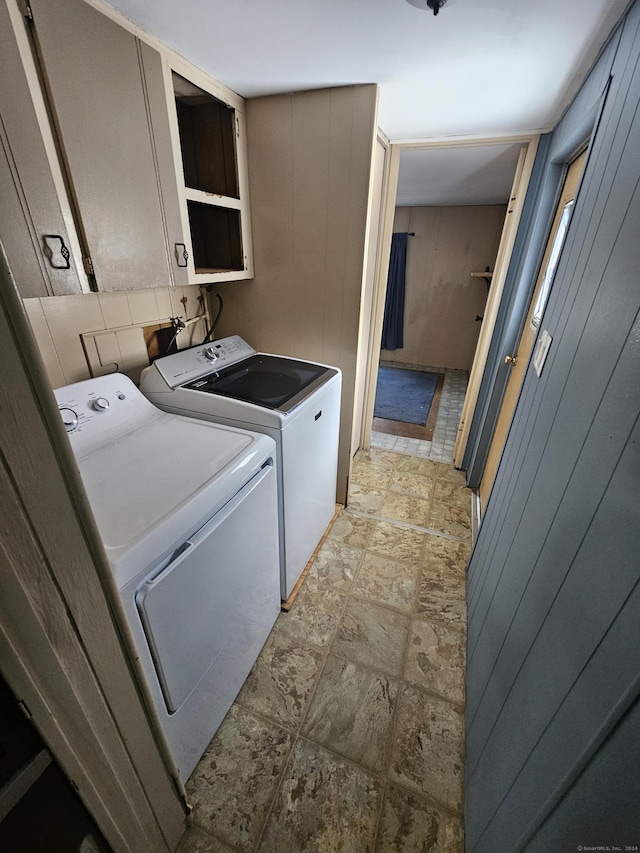 laundry room featuring independent washer and dryer