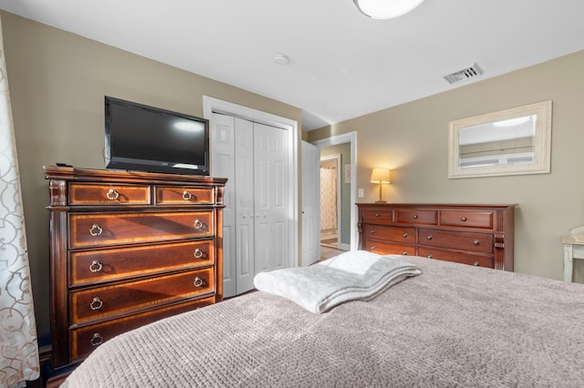 bedroom with a closet