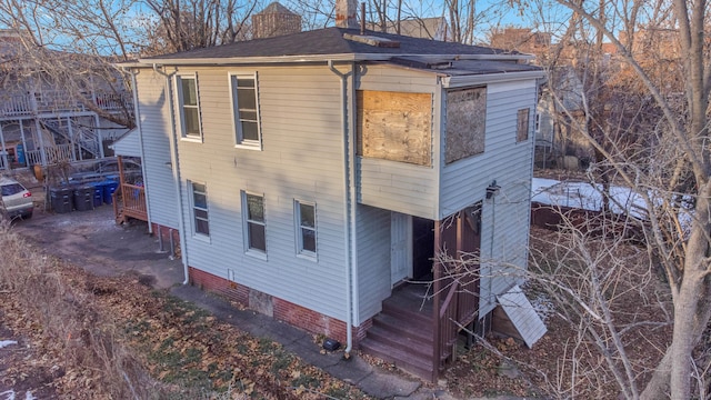 view of home's exterior