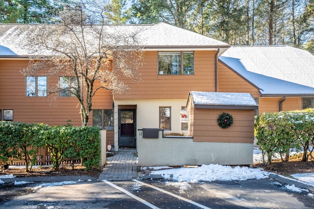 view of front of house