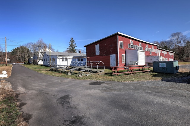 view of side of home