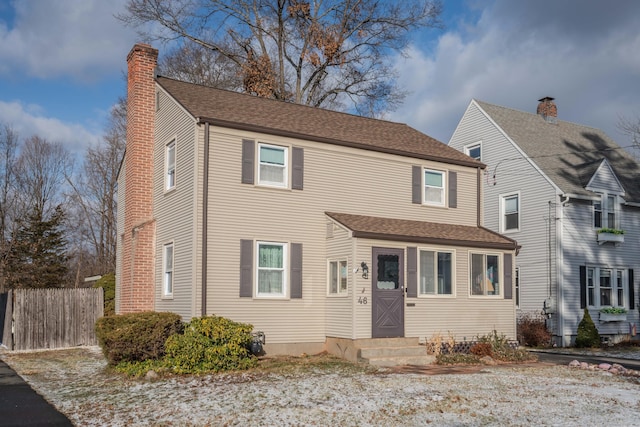 view of front property