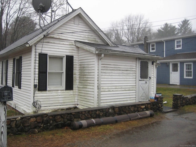 view of front facade