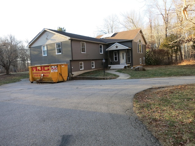 view of front of home