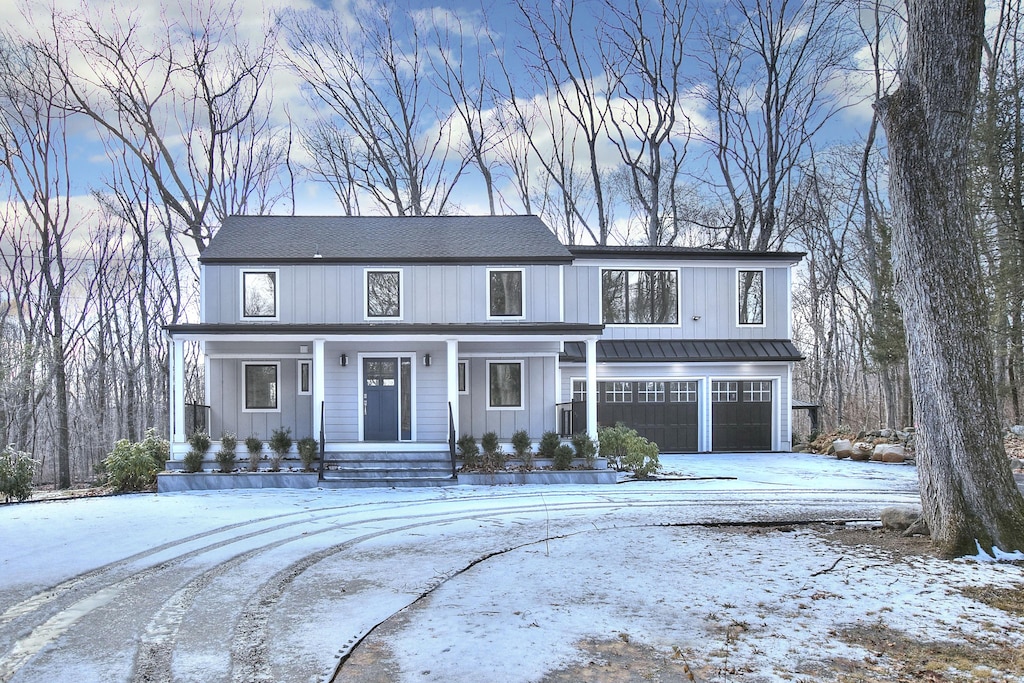 view of front of home featuring a garage
