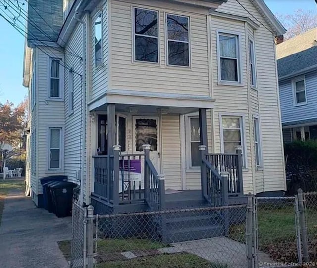 view of front facade featuring covered porch