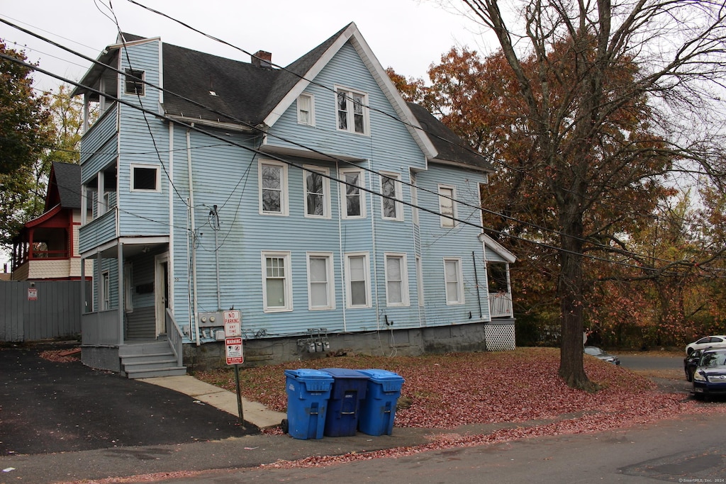 50 Manhan St, Waterbury, CT 06710 - photo 2