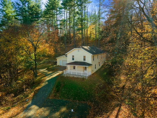 birds eye view of property