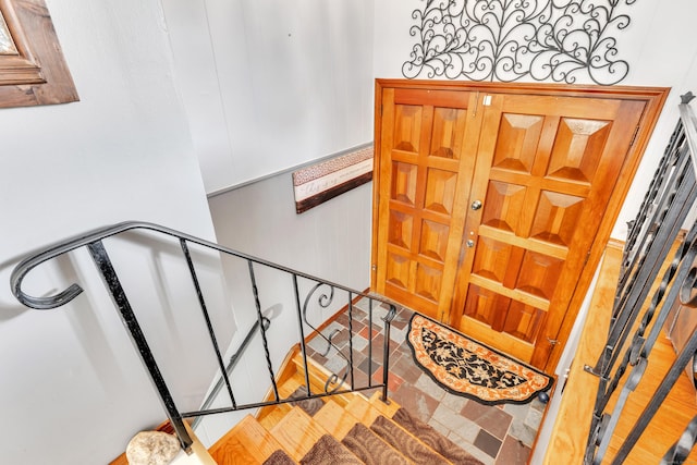 foyer with hardwood / wood-style floors