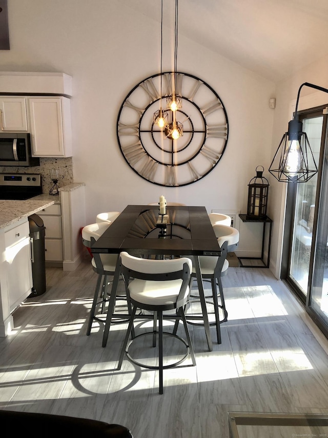 213 Ledge Dr Unit 213, Torrington, CT 06790 - dining area featuring baseboards