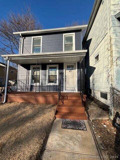 view of front of house with covered porch