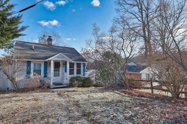 view of front of property