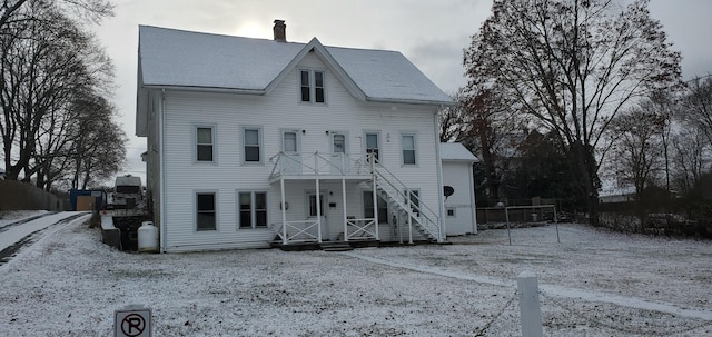 view of front of house