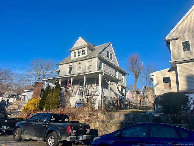 view of front of house featuring covered porch