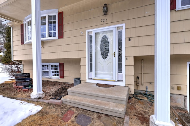 view of property entrance