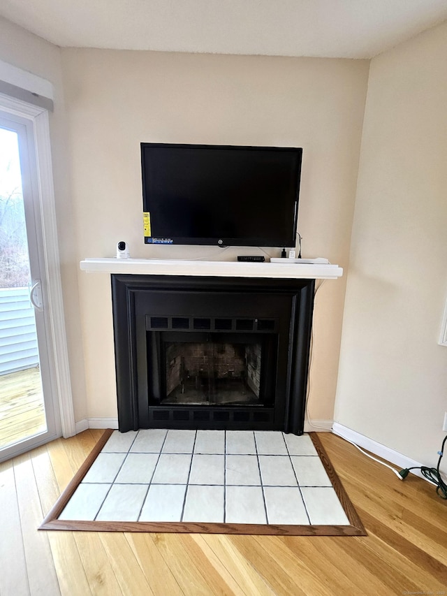 room details with hardwood / wood-style floors