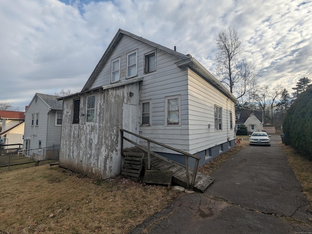 view of front of property