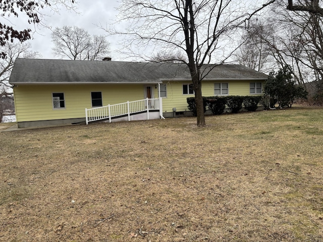 view of front of house with a front yard